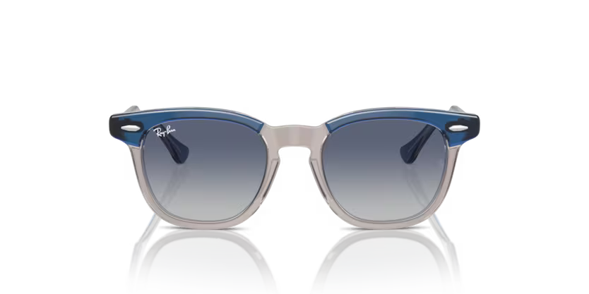 0RJ9098S__71554L__P21__shad__fr Óculos de Sol Ray-Ban Junior RJ9098S - Azul 71554L - Imagem 1