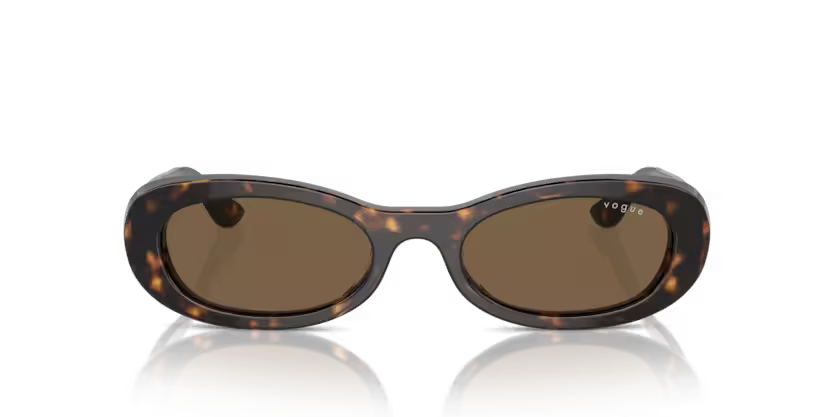 0VO5582S__W65673__P21__shad__fr Óculos de Sol Vogue 0VO5582S Tartaruga - W65673 - Imagem 1
